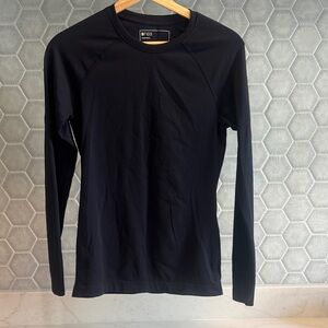 Figs salta undersrcub size small.